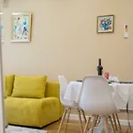 Modern 2 Bedroom Apartment Next To Vitosha Str.