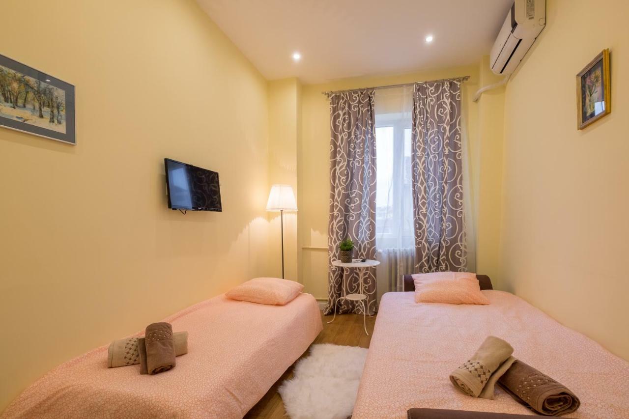 Apartament Modern 2 Bedroom Next To Vitosha Str. Sofia